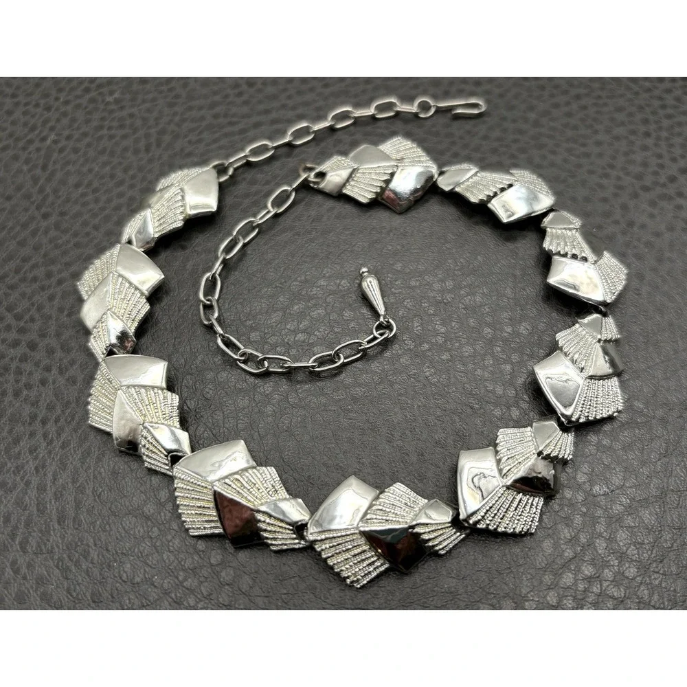 Vintage Geometric Design Silver Tone Mod Panel Necklace Choker 14-17